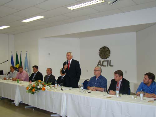 Schmidt falou na reunião-almoço sobre projetos da Prefeitura de Lajeado Schmidt falou na reunião-almoço sobre projetos da Prefeitura de Lajeado